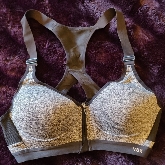 Victoria Secret Sportswear set. Size Medium - Picture 10 of 10